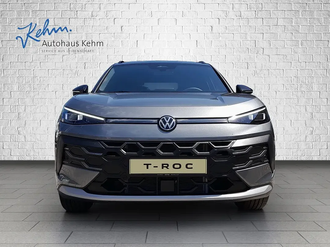 Volkswagen T-Roc - Thumbnail 2