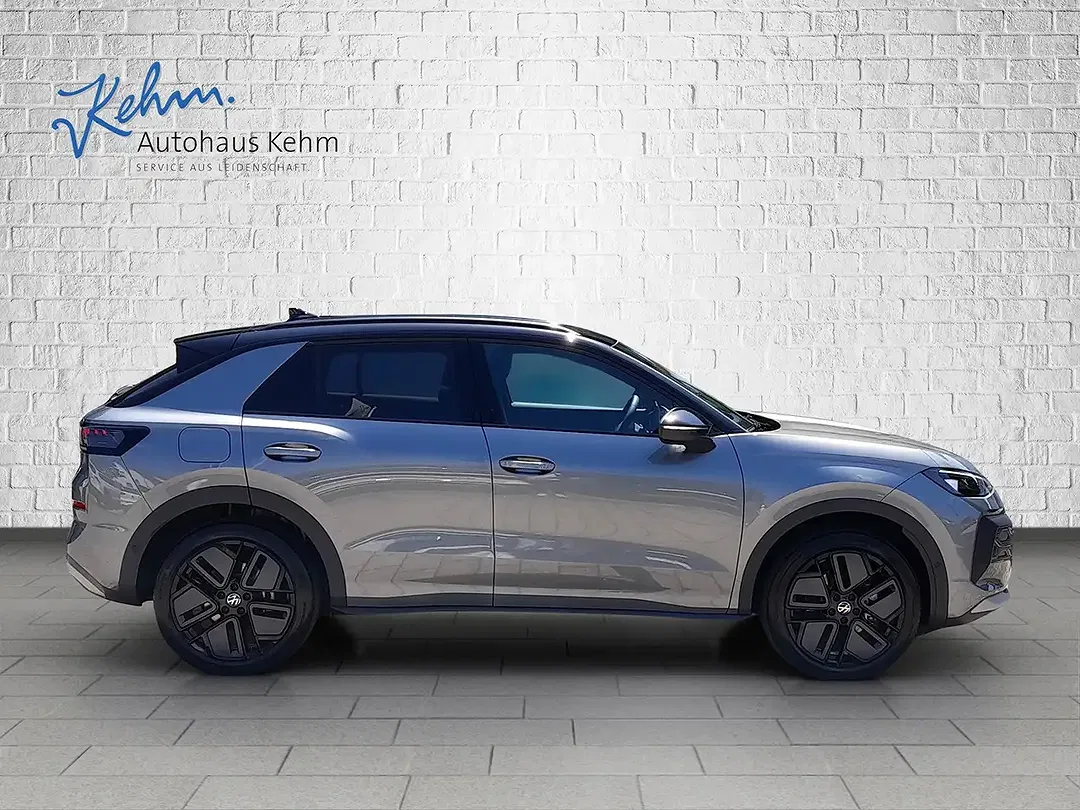 Volkswagen T-Roc - Thumbnail 7