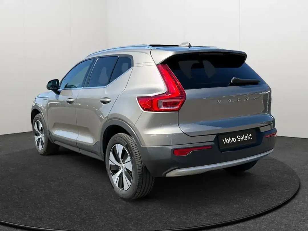 Volvo XC40 - Thumbnail 5