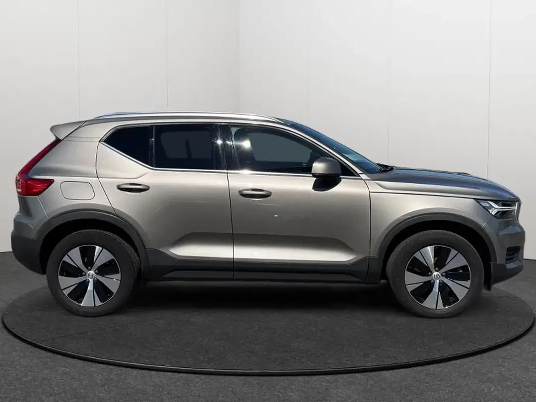 Volvo XC40 - Thumbnail 7