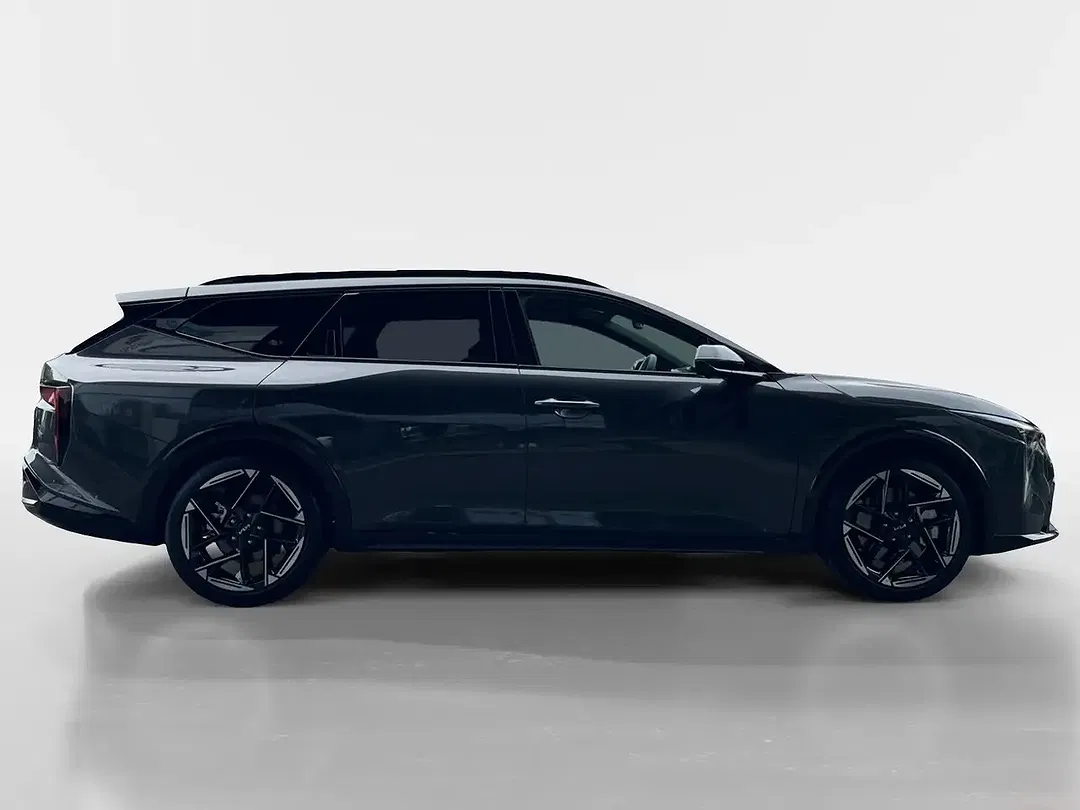 Kia K4 - Thumbnail 6