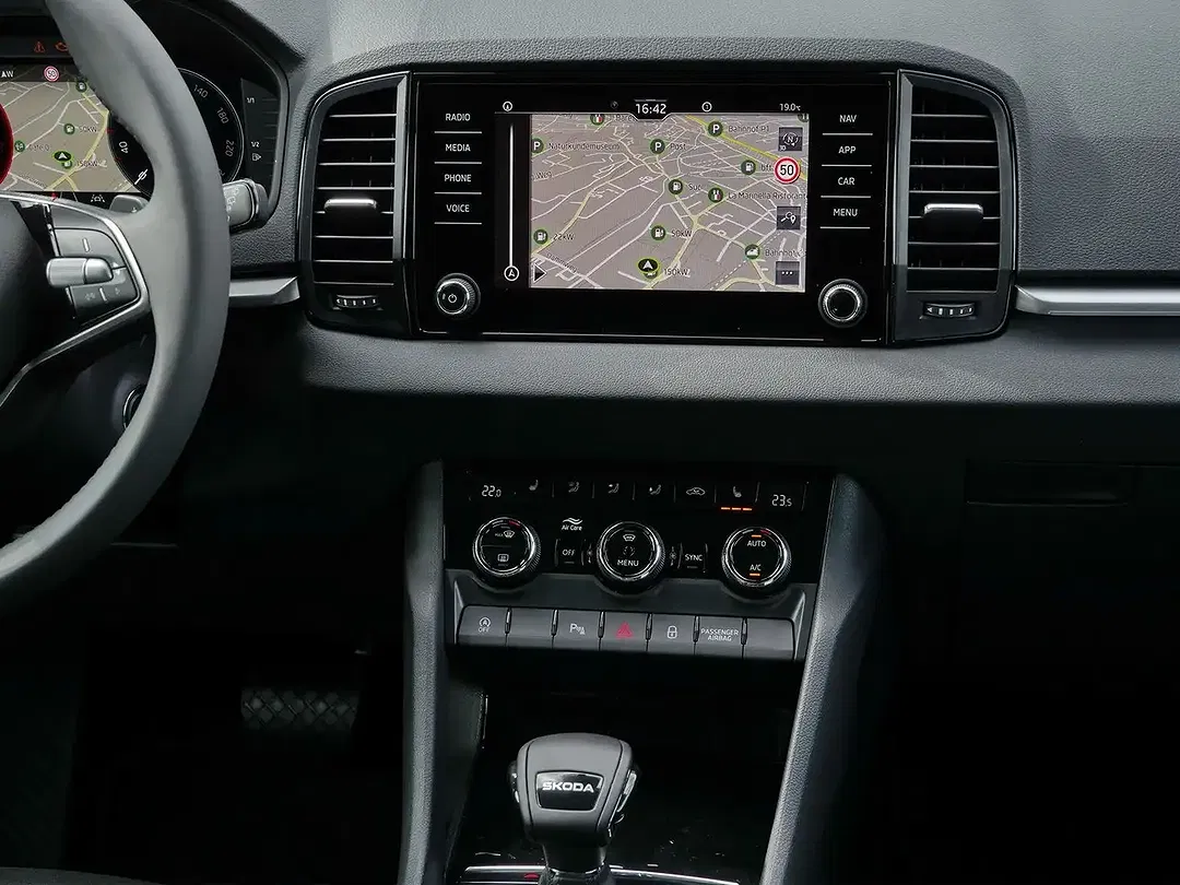 Skoda Karoq - Thumbnail 5
