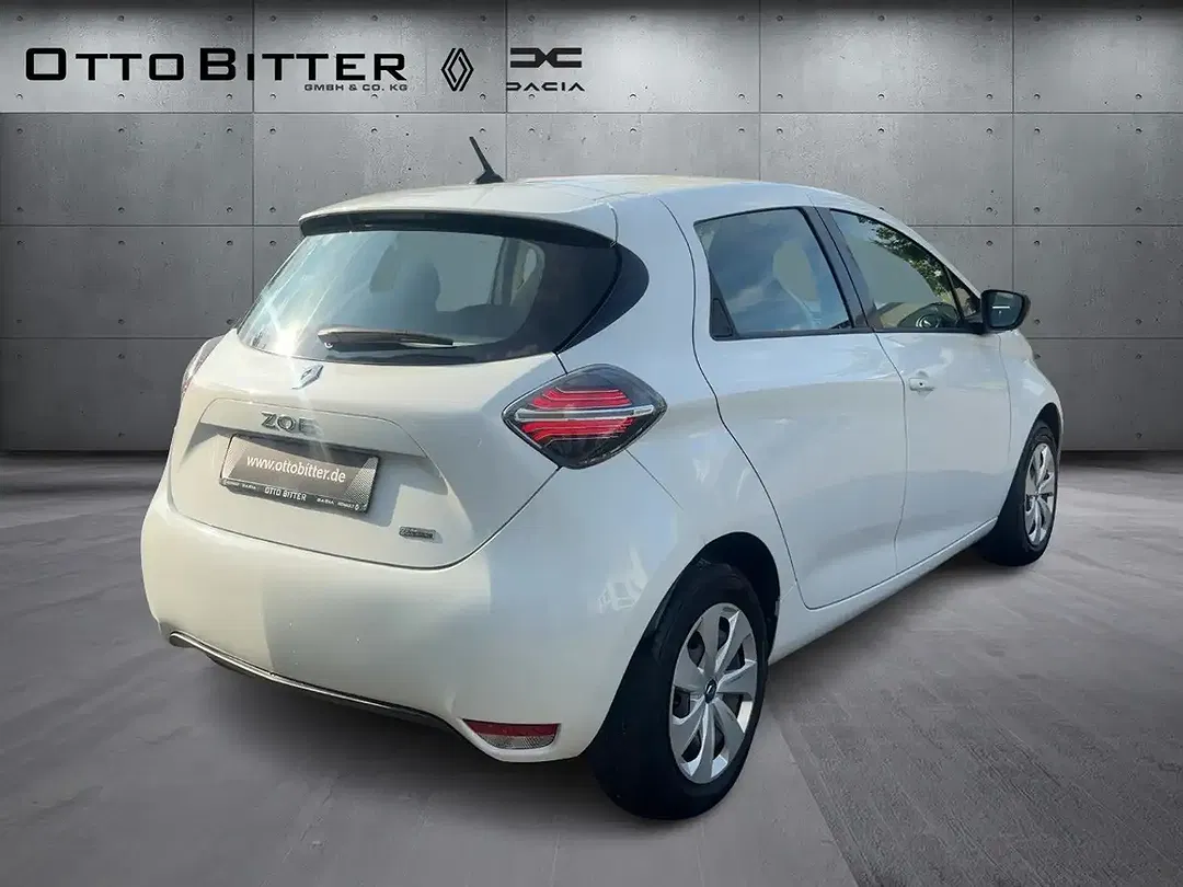 Renault ZOE - Thumbnail 4