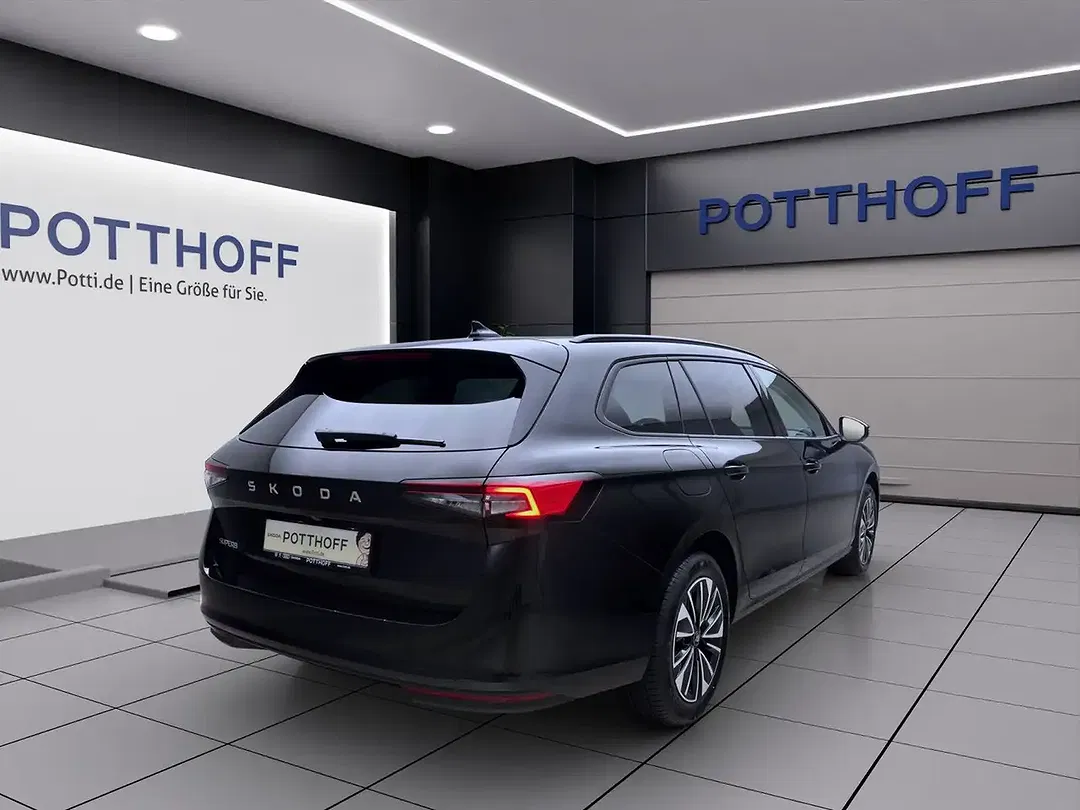 Skoda Superb - Thumbnail 6