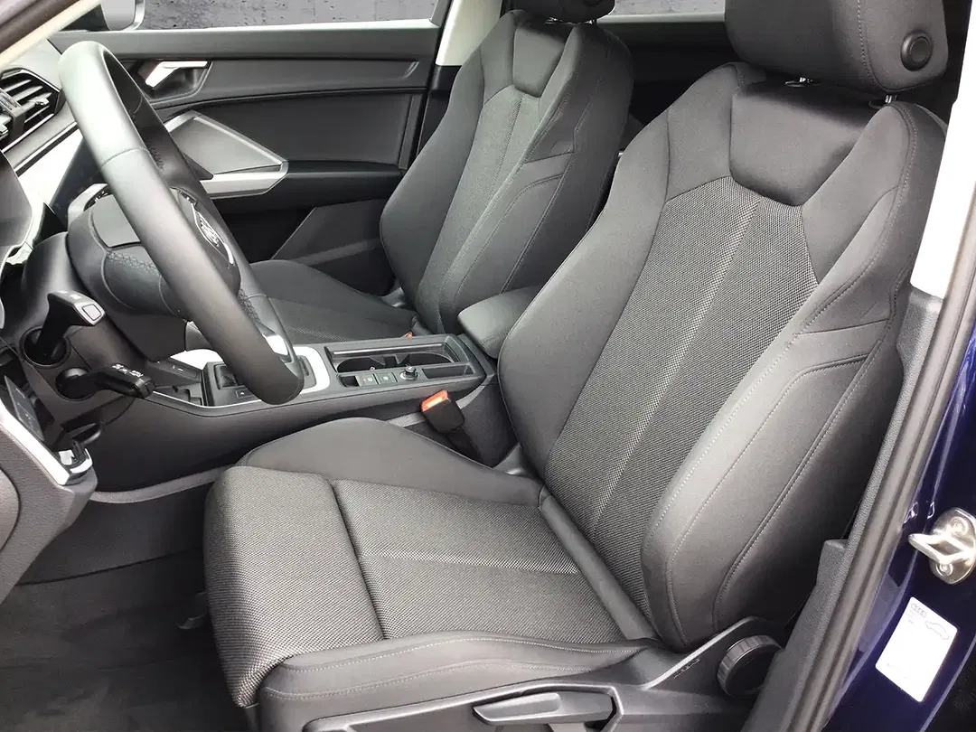 Audi Q3 - Thumbnail 6