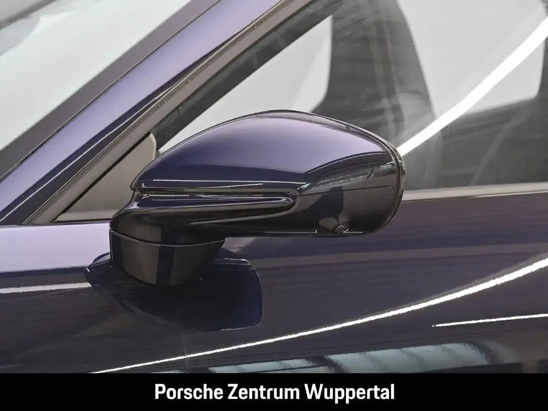 Porsche 992 - Thumbnail 8