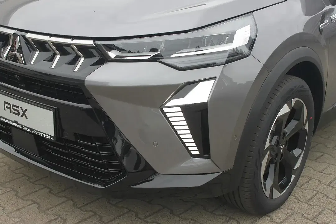 Mitsubishi ASX - Thumbnail 10
