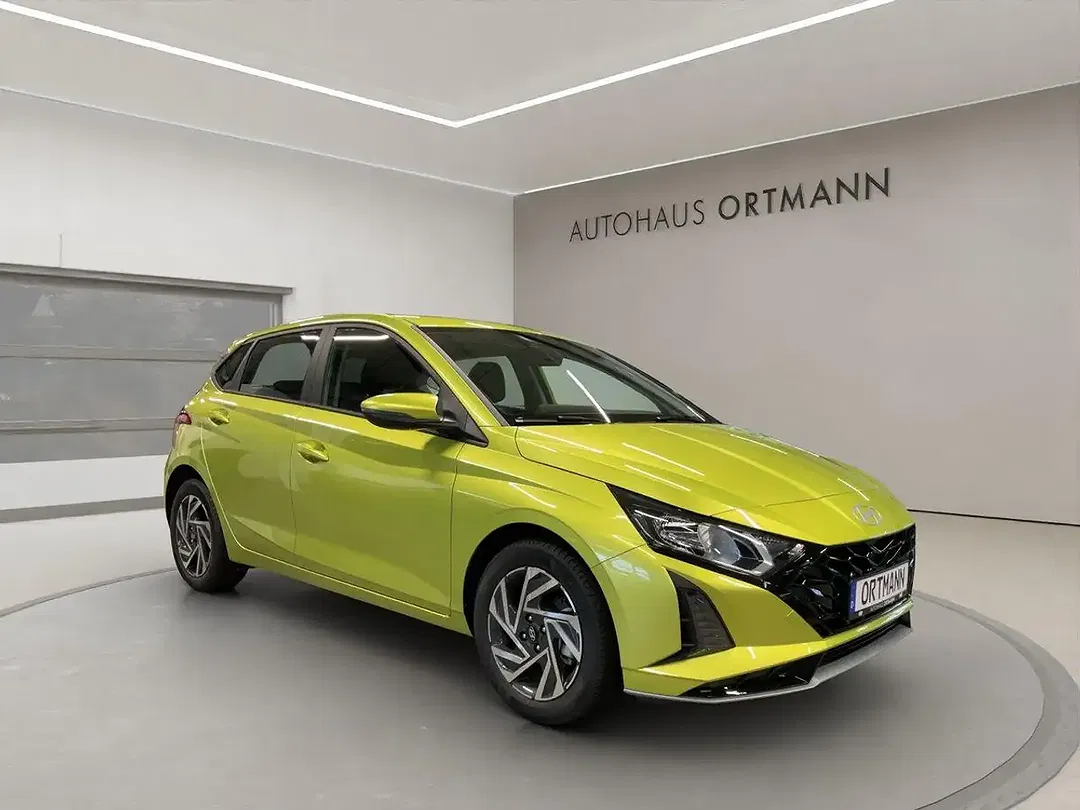 Hyundai i20 - Thumbnail 1