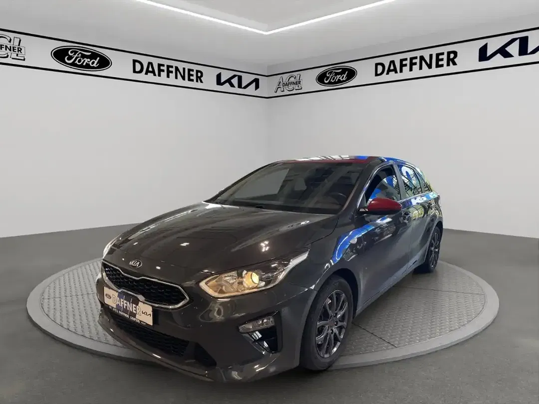 Kia Ceed / cee'd - Thumbnail 2