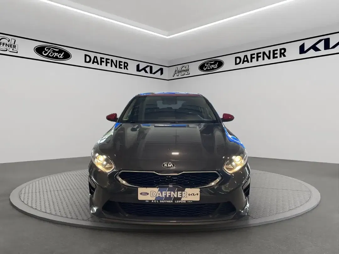 Kia Ceed / cee'd - Thumbnail 3