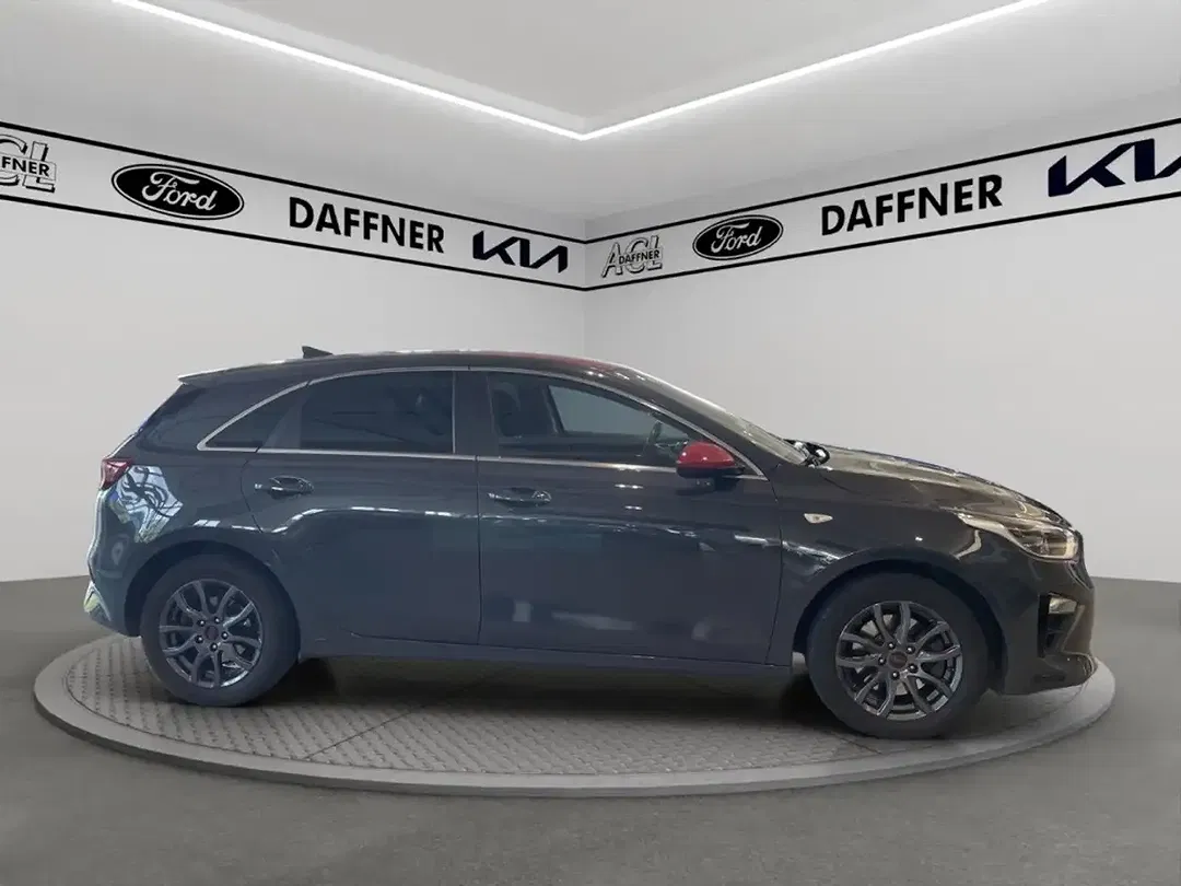 Kia Ceed / cee'd - Thumbnail 8