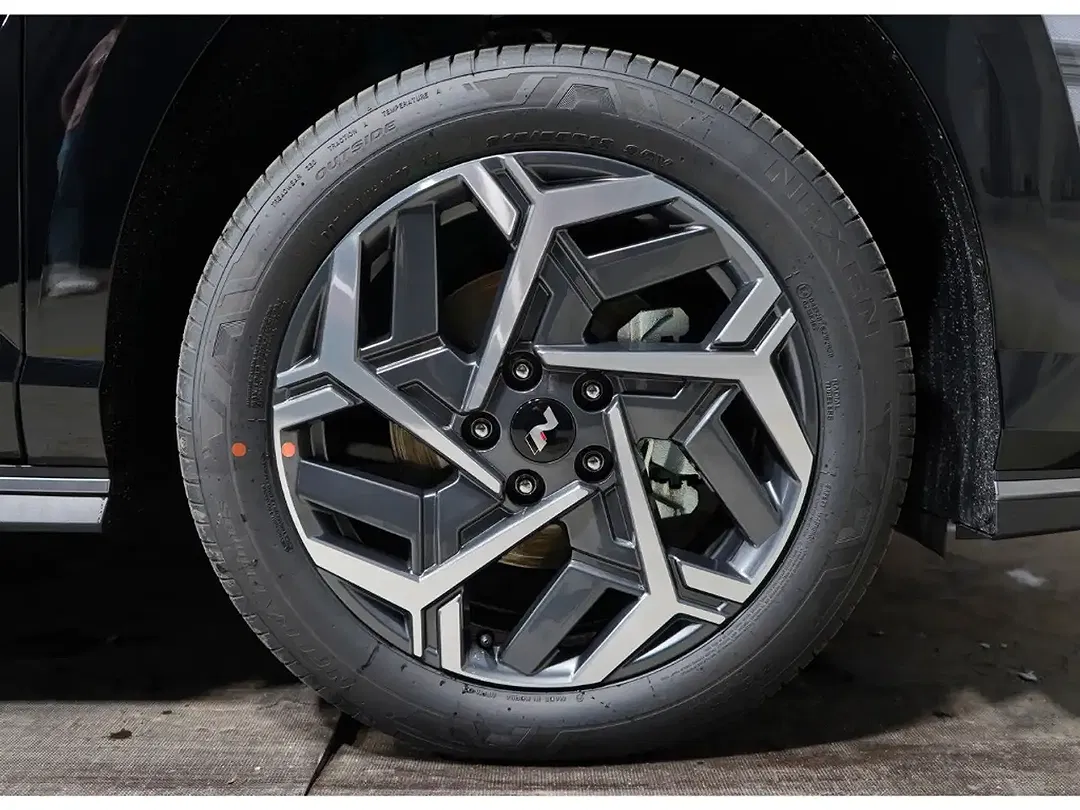Hyundai KONA - Thumbnail 12