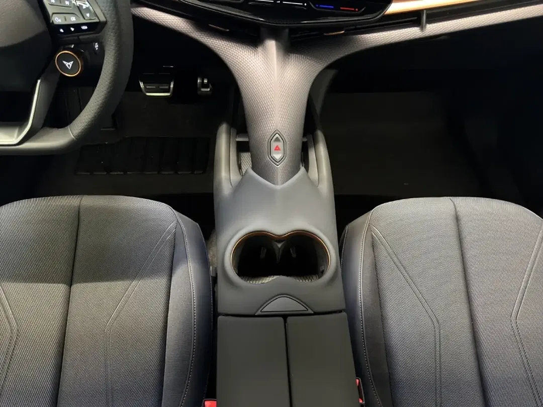CUPRA Tavascan - Thumbnail 13