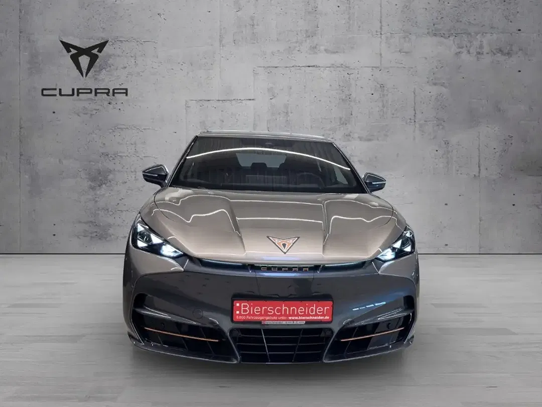 CUPRA Tavascan - Thumbnail 2