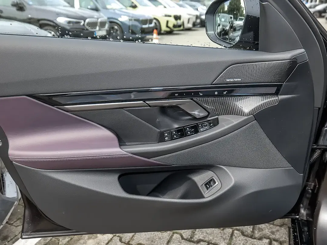 BMW 540 - Thumbnail 12