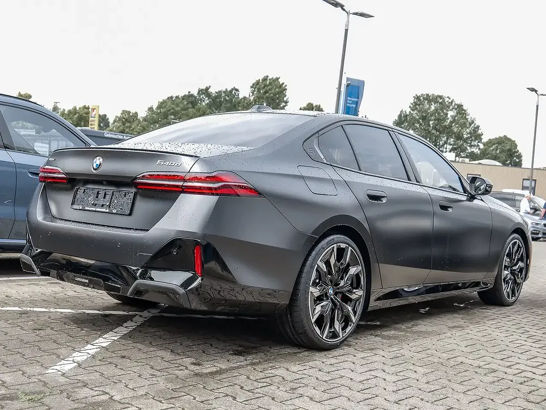 BMW 540 - Thumbnail 2
