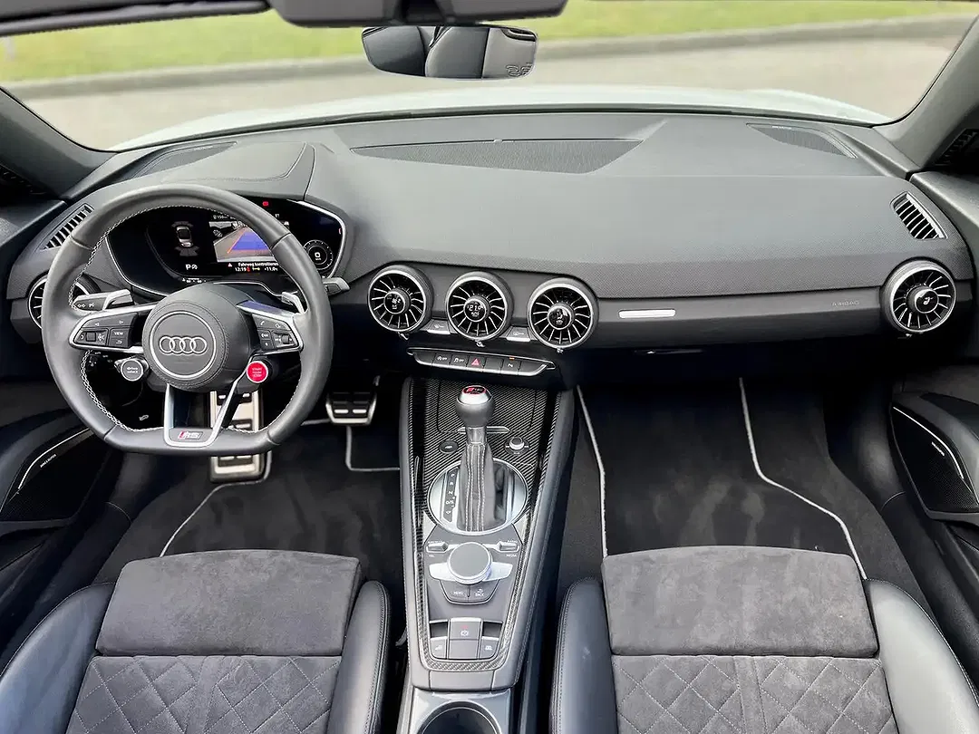 Audi TT RS - Thumbnail 13