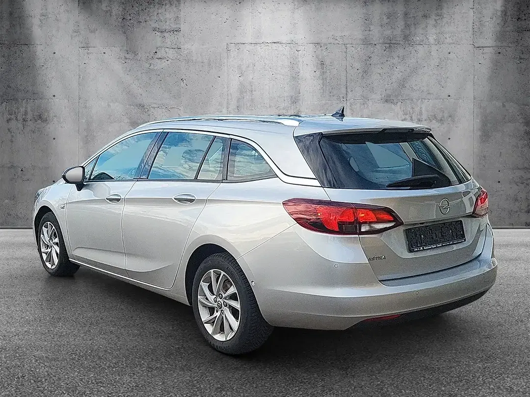 Opel Astra - Thumbnail 3