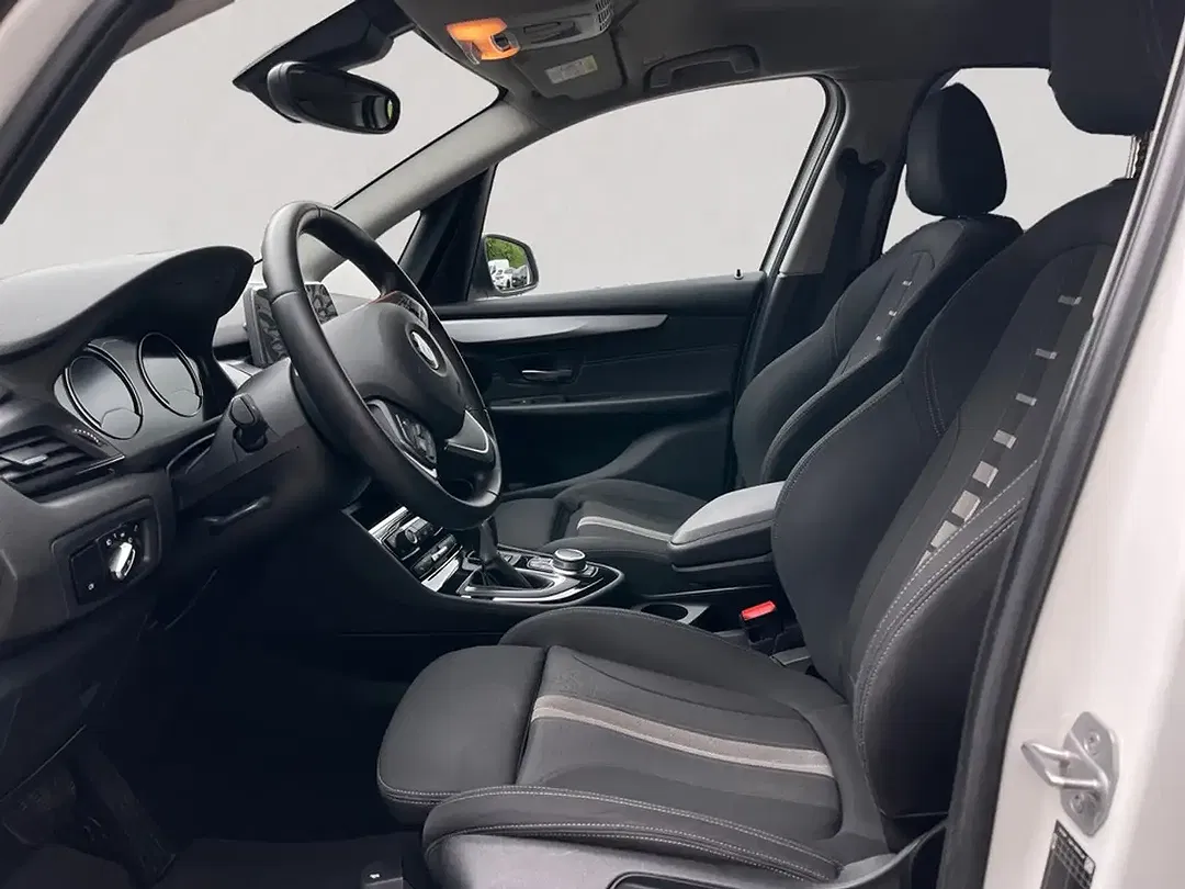 BMW 225 - Thumbnail 10