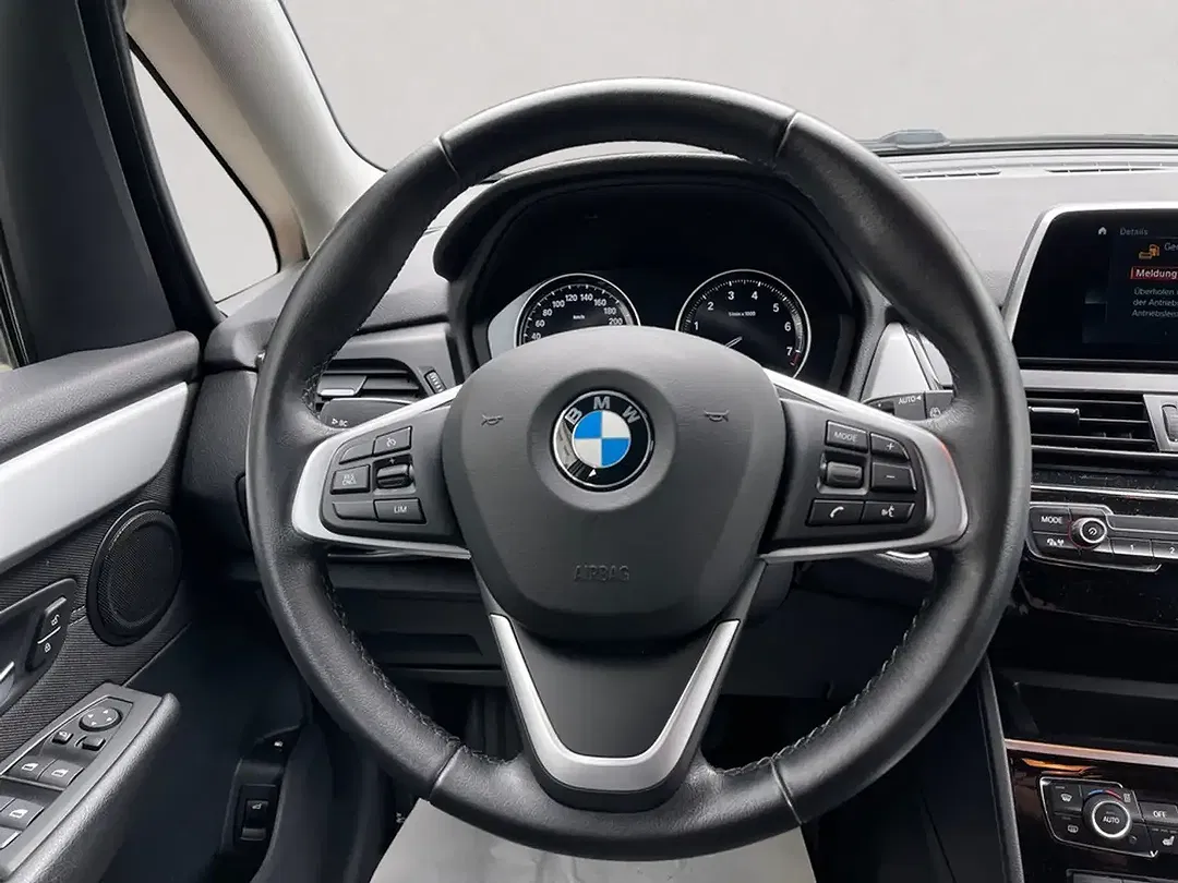 BMW 225 - Thumbnail 14