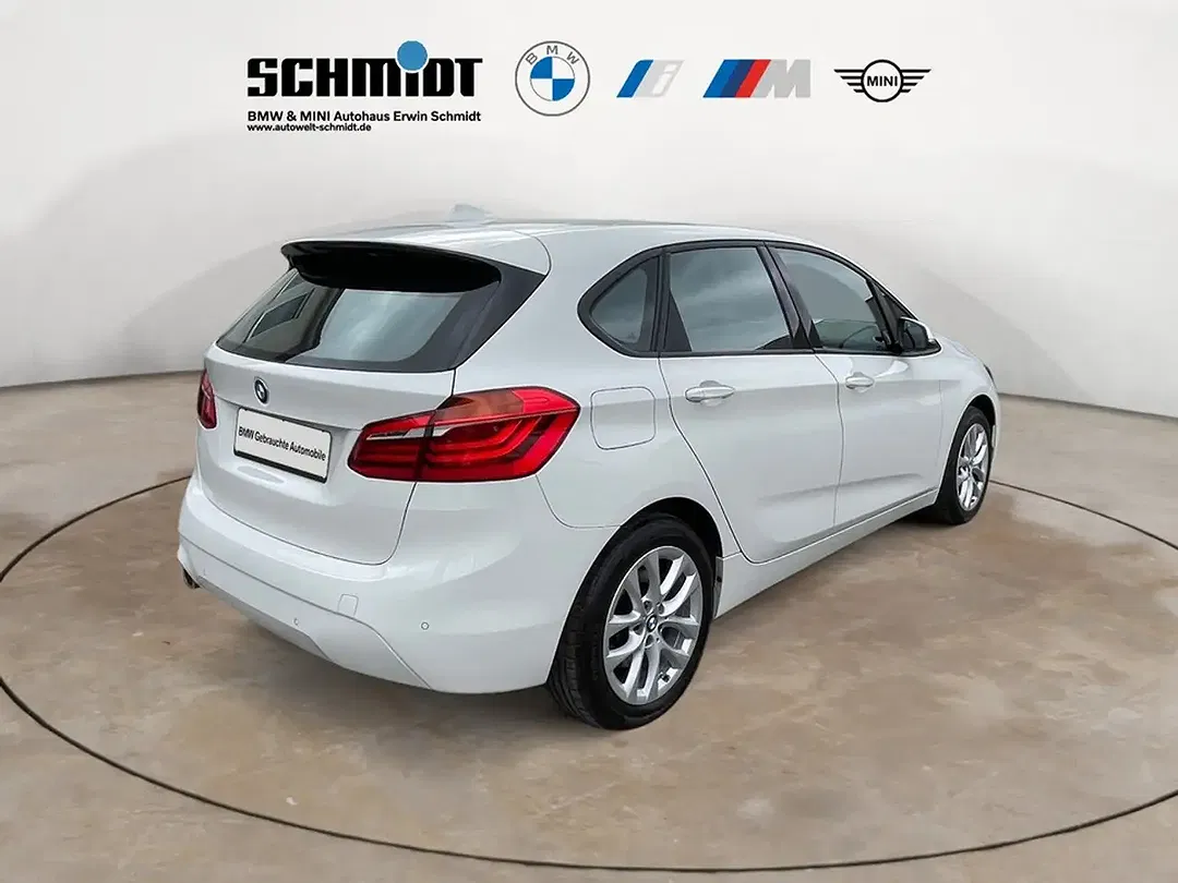 BMW 225 - Thumbnail 6