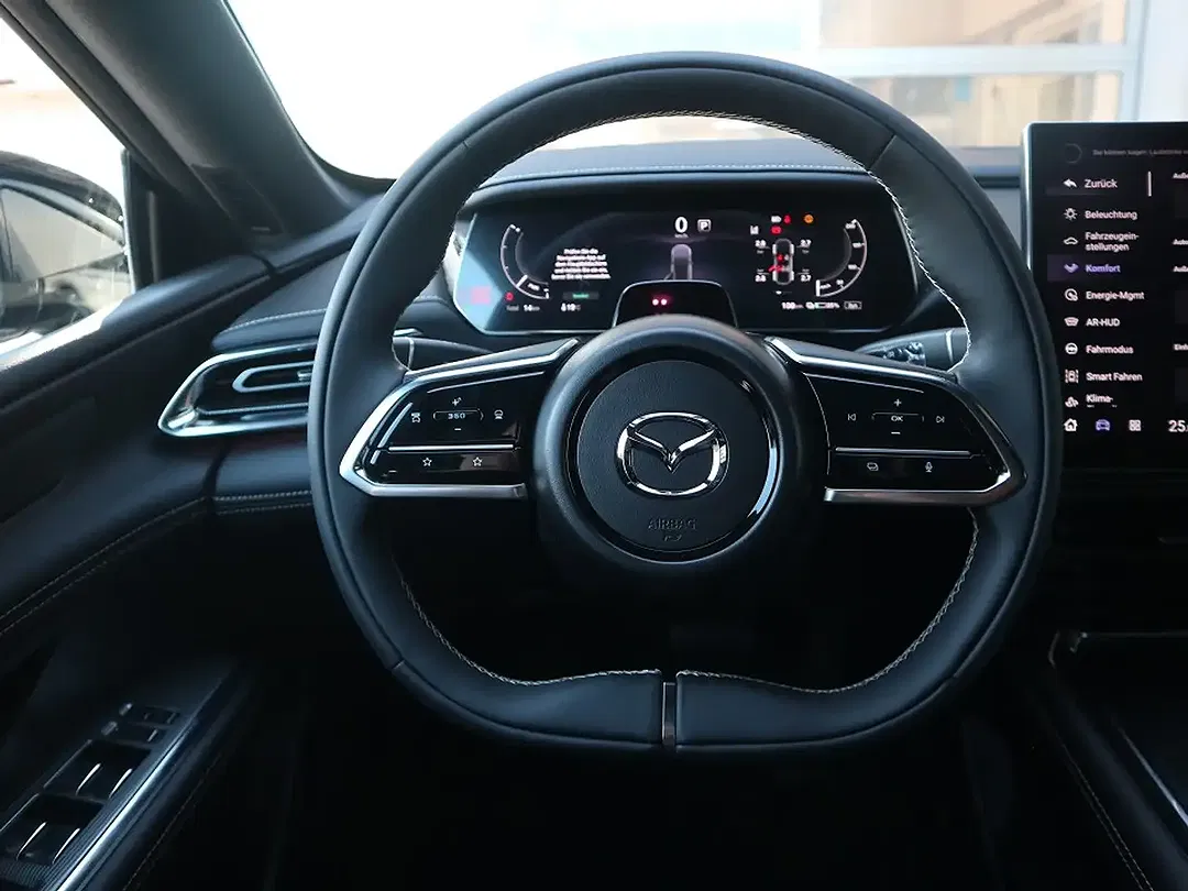 Mazda 6e - Thumbnail 12