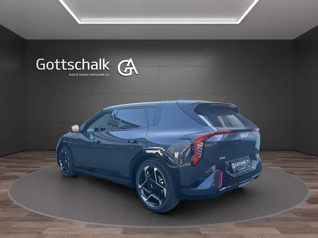 Kia EV4 - Thumbnail 6
