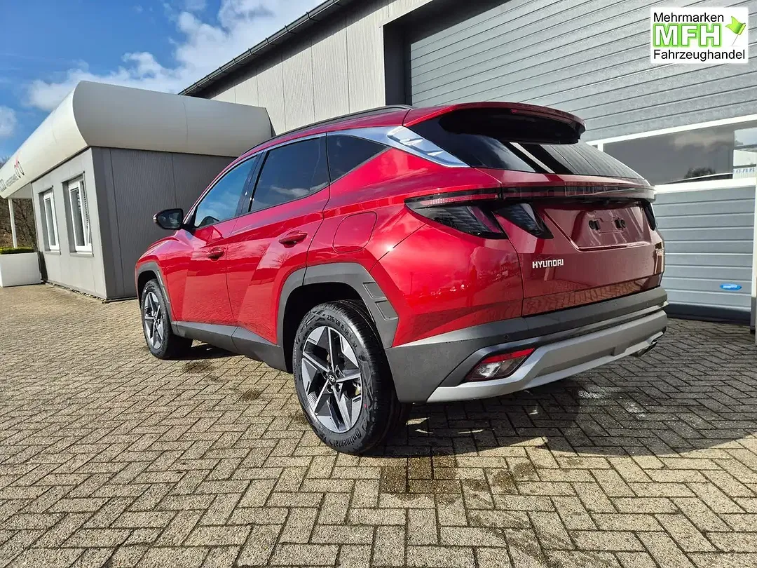Hyundai TUCSON - Thumbnail 3