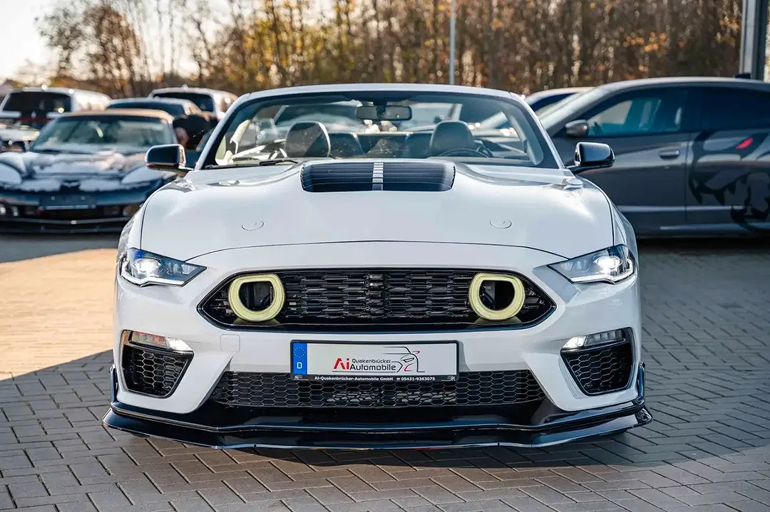 Ford Mustang - Thumbnail 12