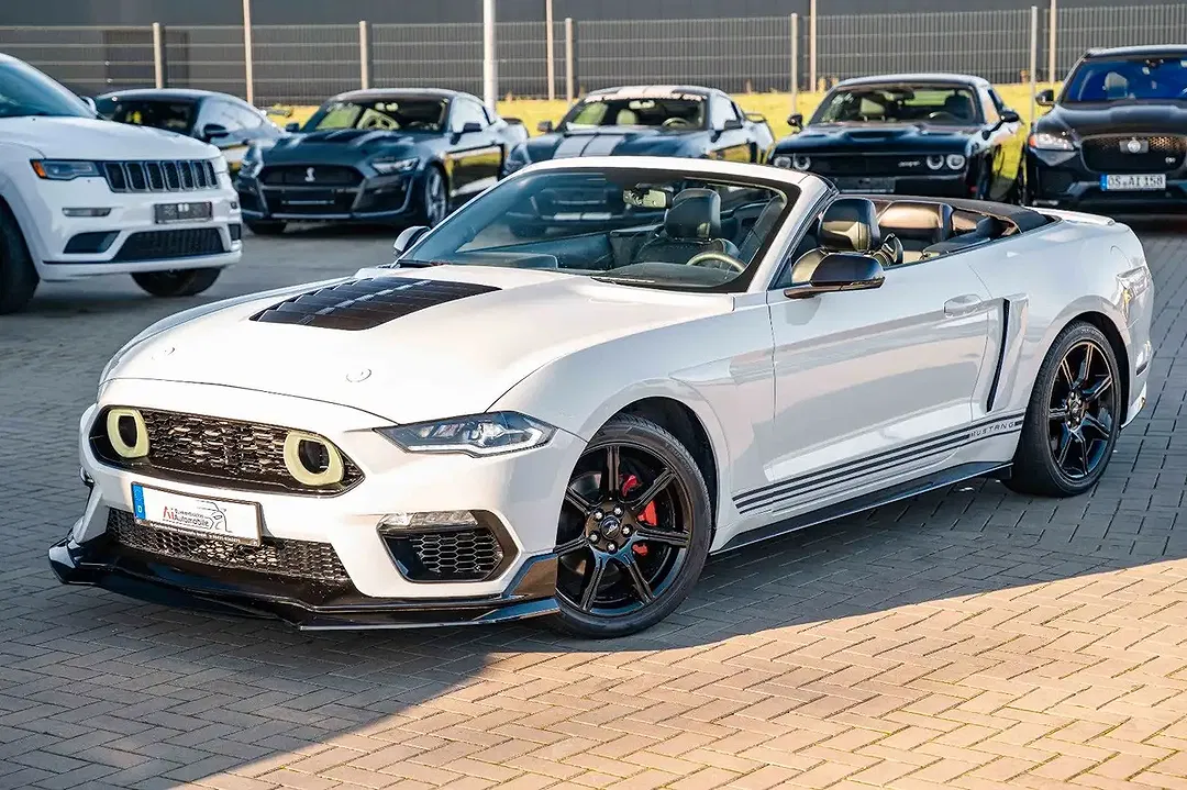 Ford Mustang - Thumbnail 13