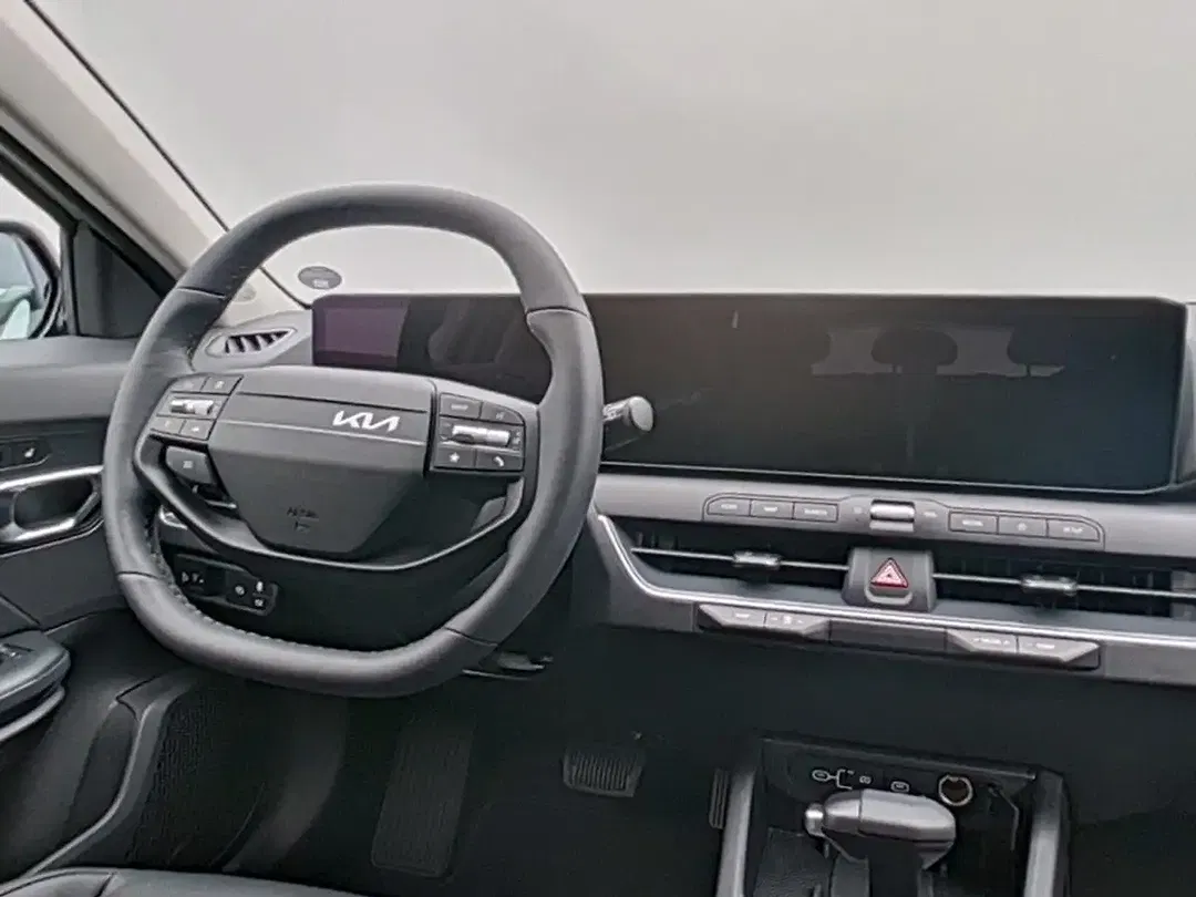 Kia K4 - Thumbnail 11