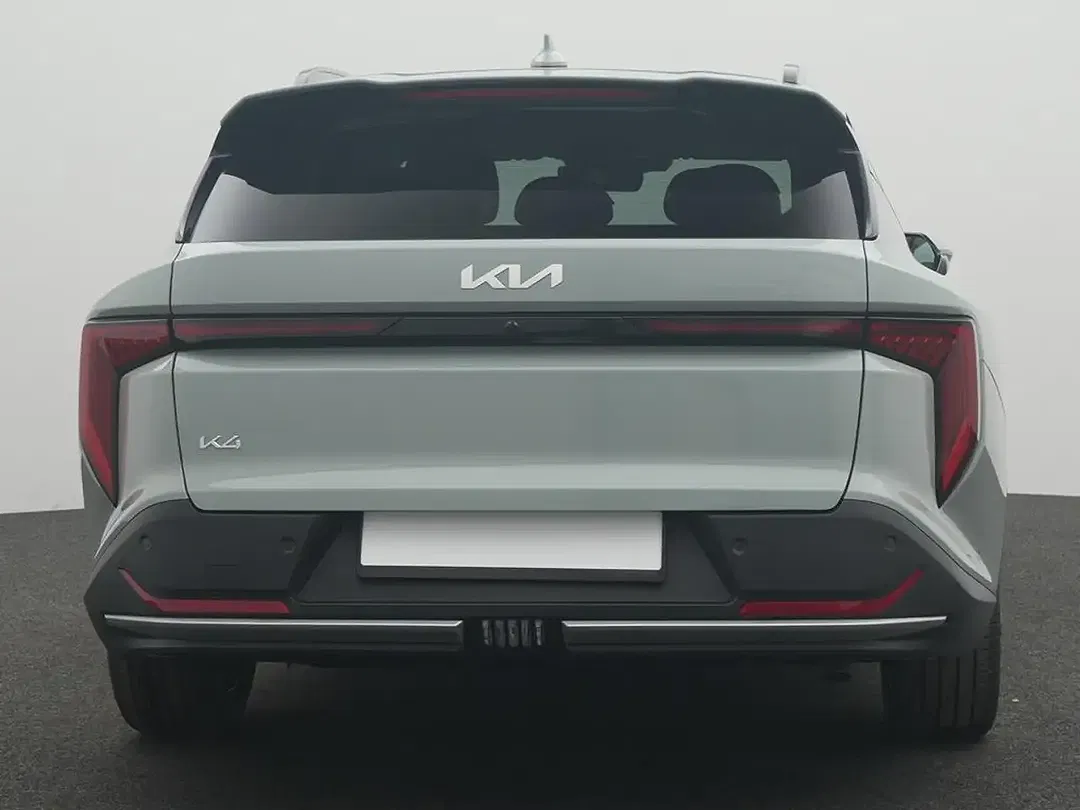 Kia K4 - Thumbnail 3