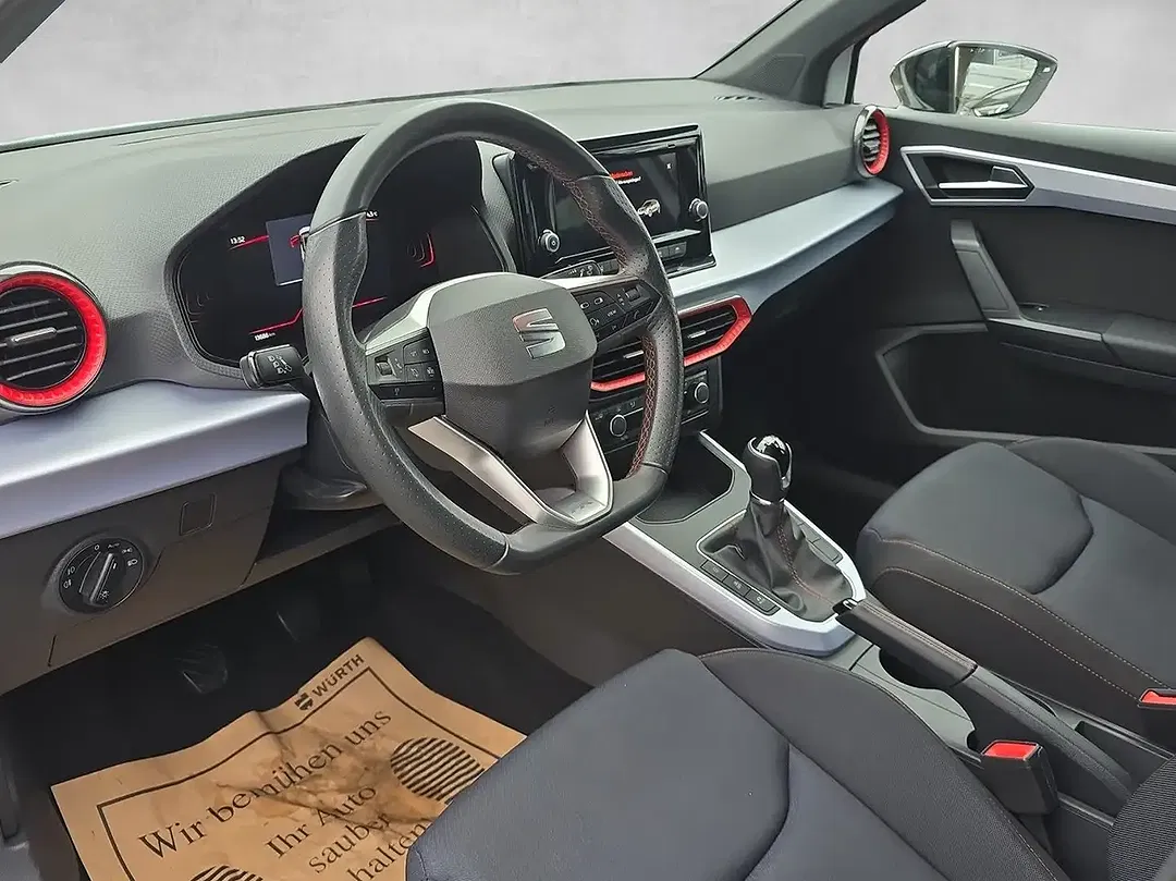 SEAT Arona - Thumbnail 7