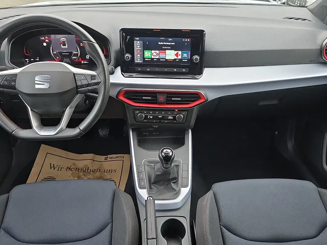 SEAT Arona - Thumbnail 8