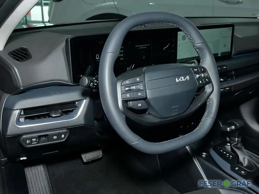 Kia K4 - Thumbnail 6