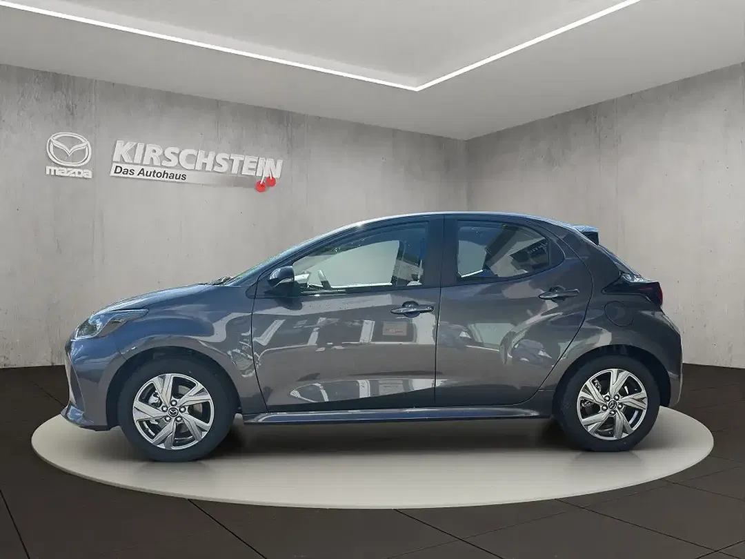 Mazda 2 - Thumbnail 2