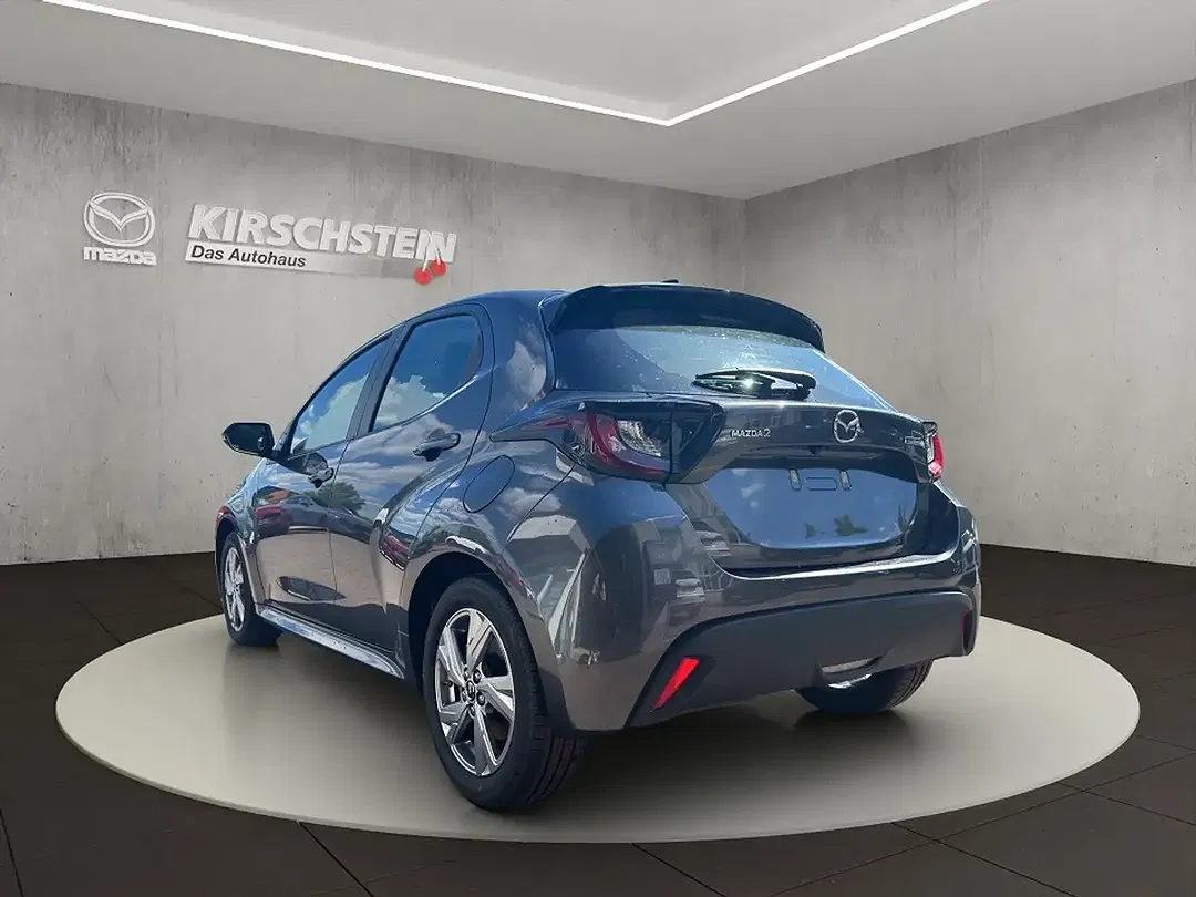 Mazda 2 - Thumbnail 3