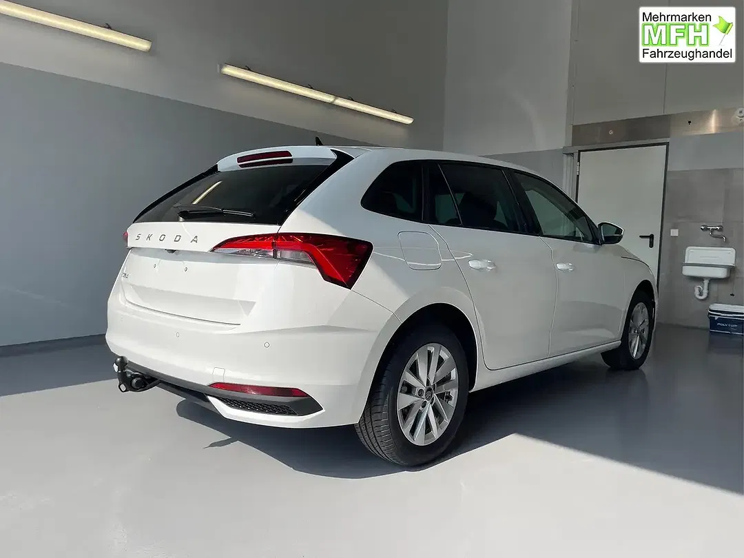 Skoda Scala - Thumbnail 4