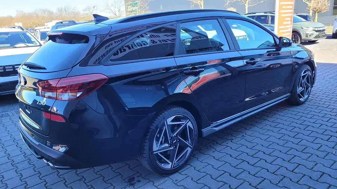 Hyundai i30 - Thumbnail 4