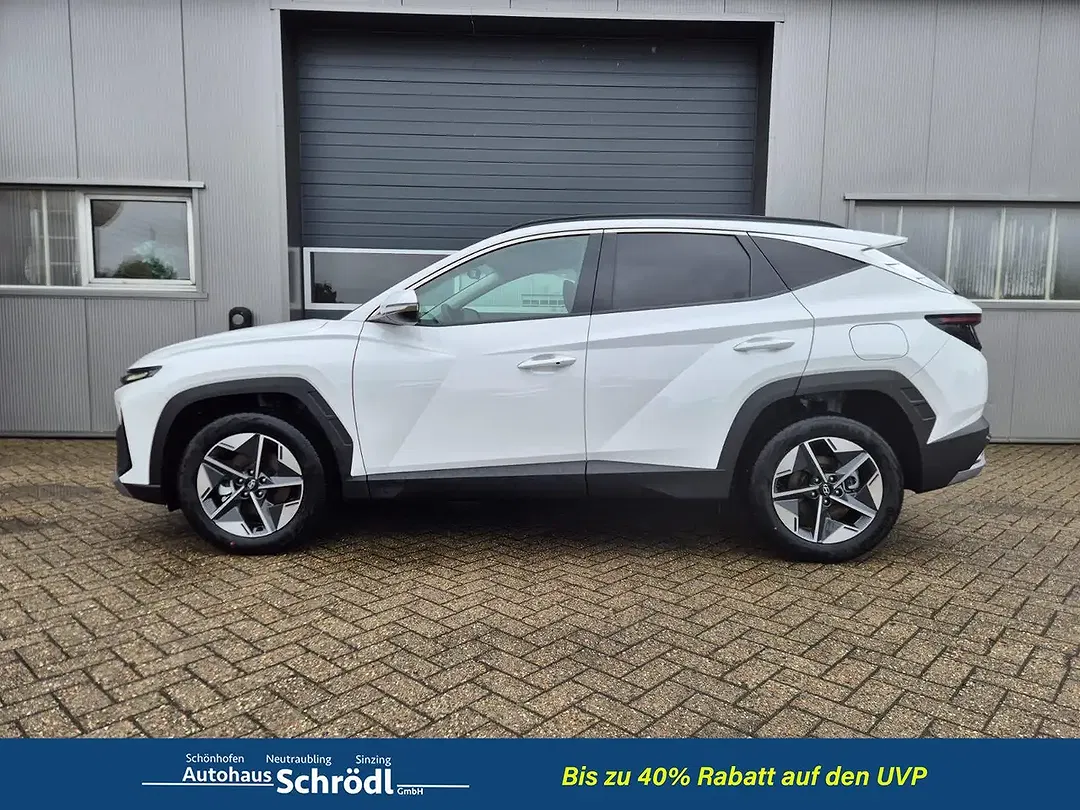 Hyundai TUCSON - Thumbnail 2