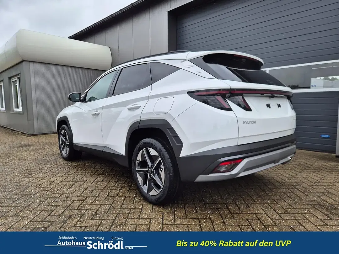 Hyundai TUCSON - Thumbnail 3