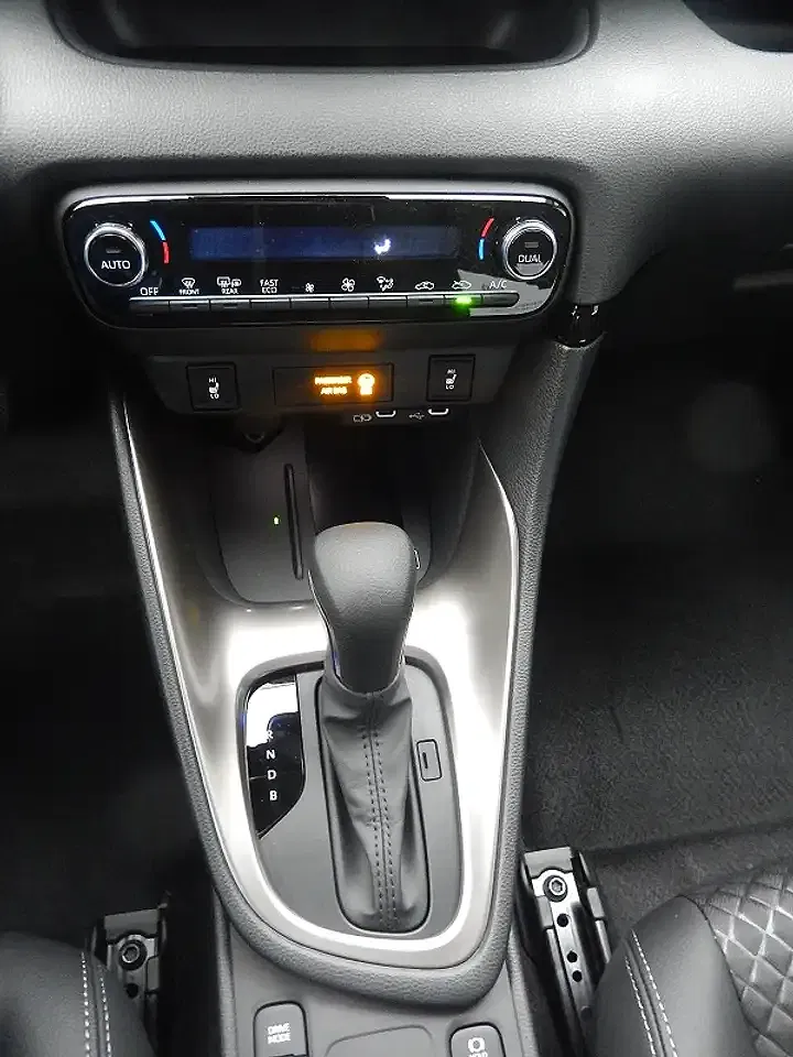 Mazda 2 - Thumbnail 9