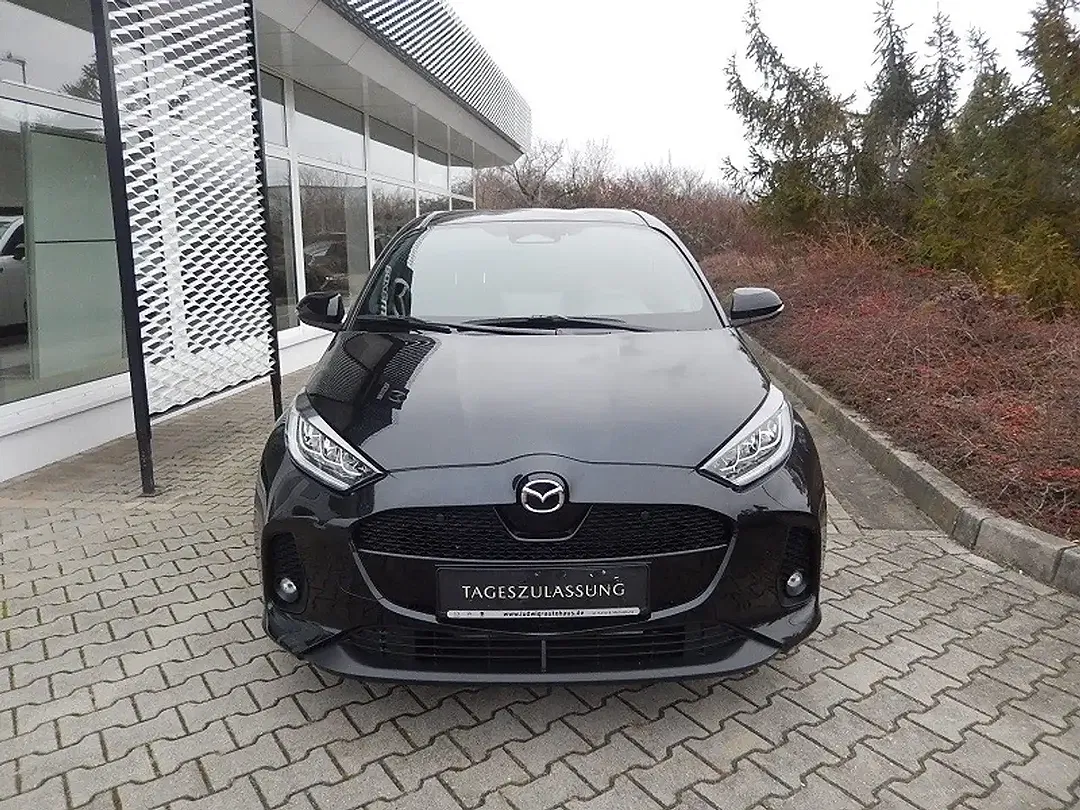 Mazda 2 - Thumbnail 2