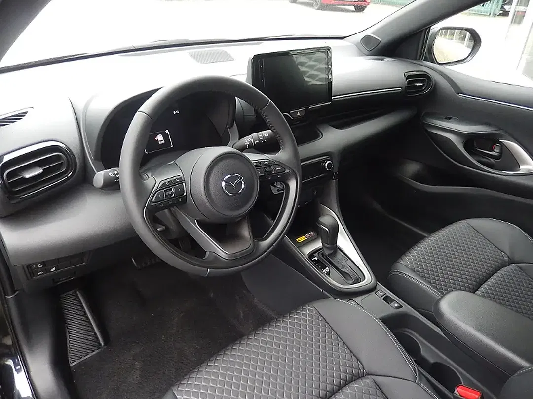 Mazda 2 - Thumbnail 5