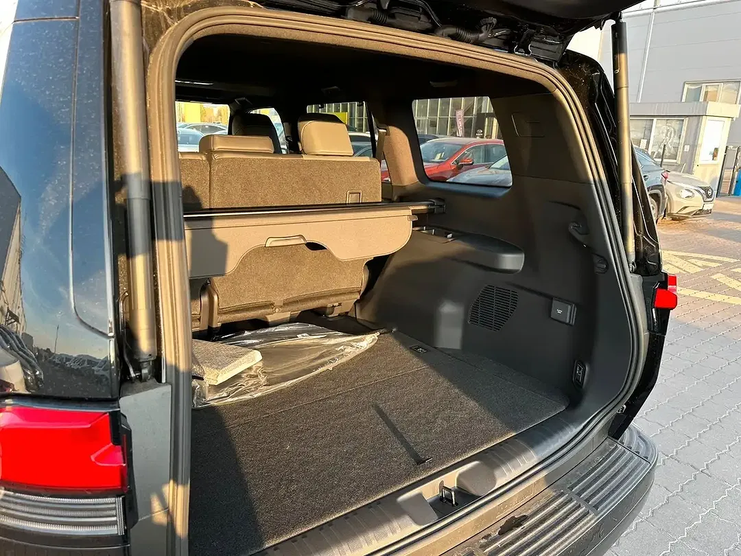 Lexus GX 550 - Thumbnail 10