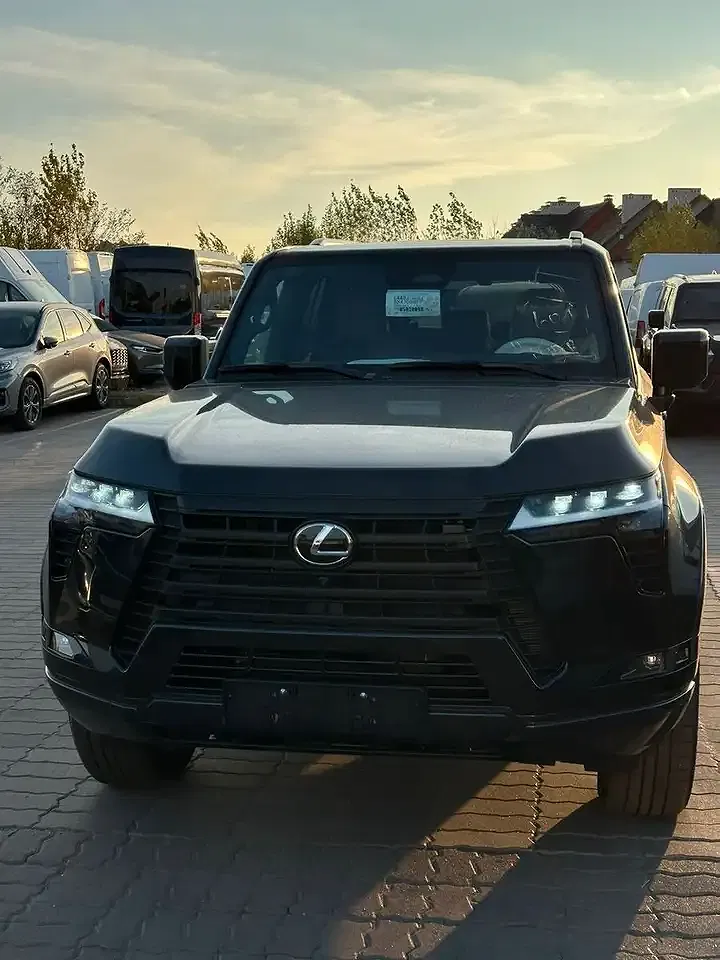 Lexus GX 550 - Thumbnail 5