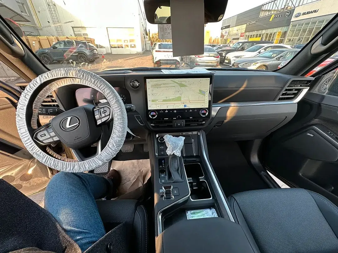 Lexus GX 550 - Thumbnail 7
