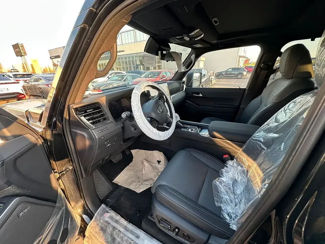 Lexus GX 550 - Thumbnail 8