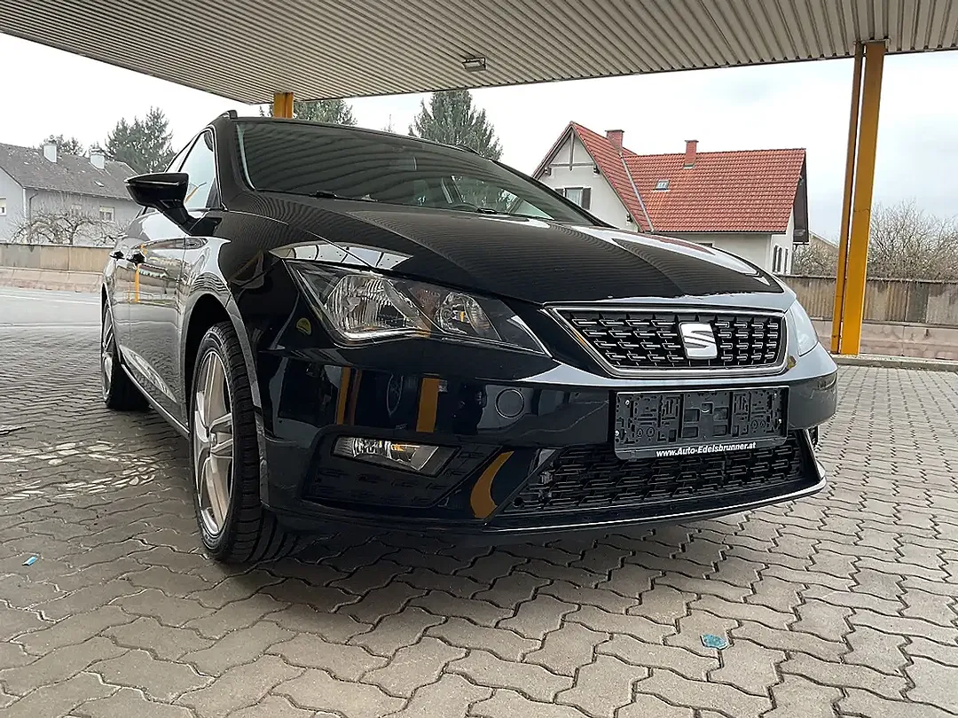 SEAT Leon - Thumbnail 5