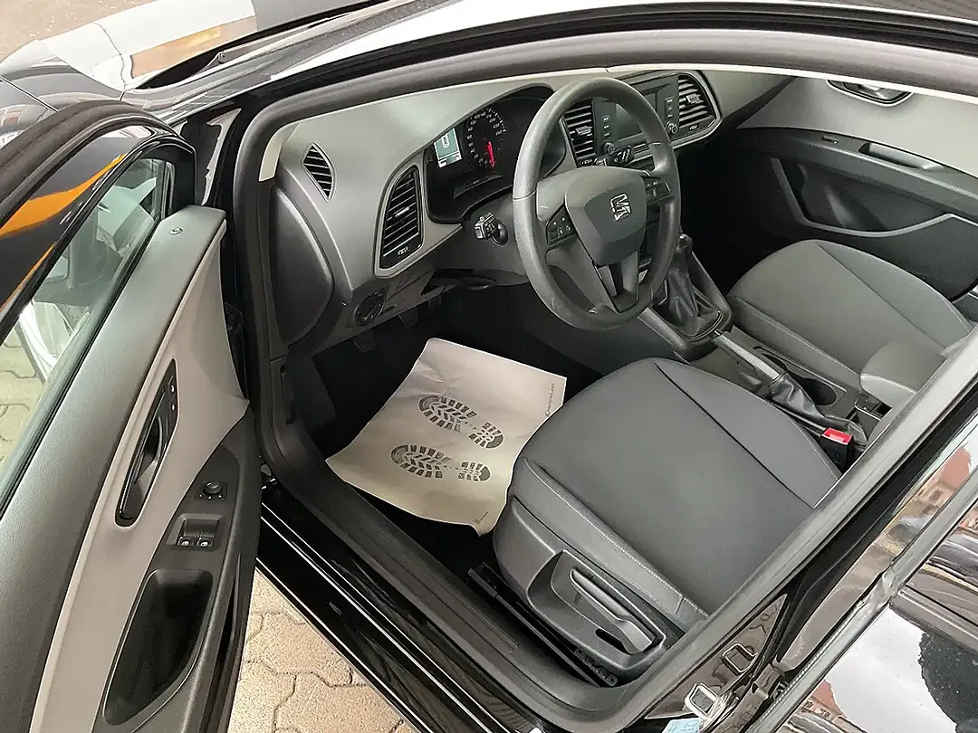 SEAT Leon - Thumbnail 6